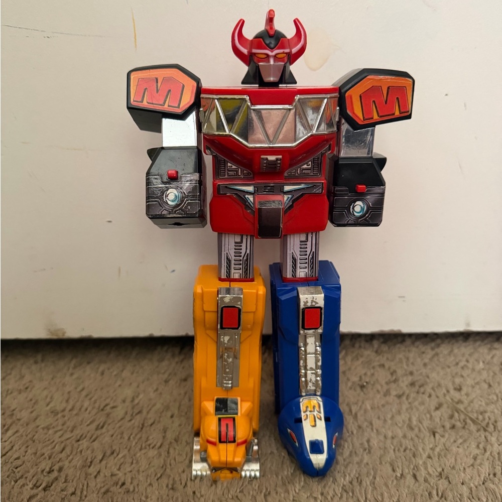Vintage Mighty Morphin Power Rangers 9" Dino Megazord Punching Fist Figure